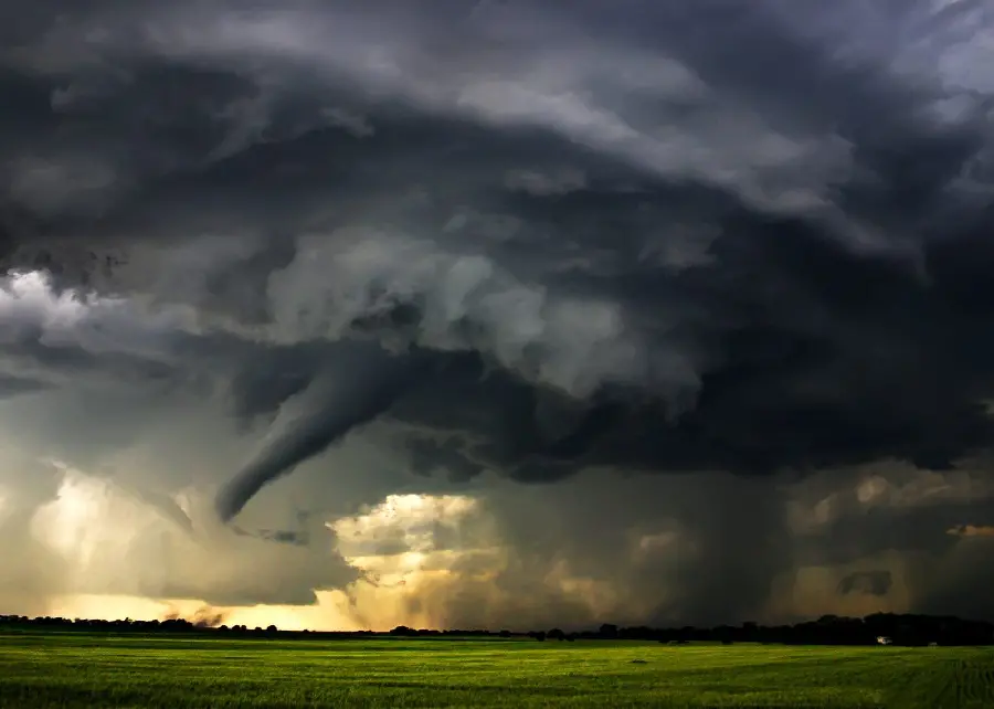 The Most Famous Profile Picture of Big tornado in nature