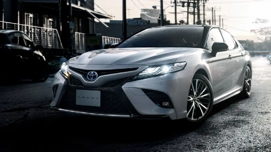 2023 Toyota Camry Cool Car Wallpaper