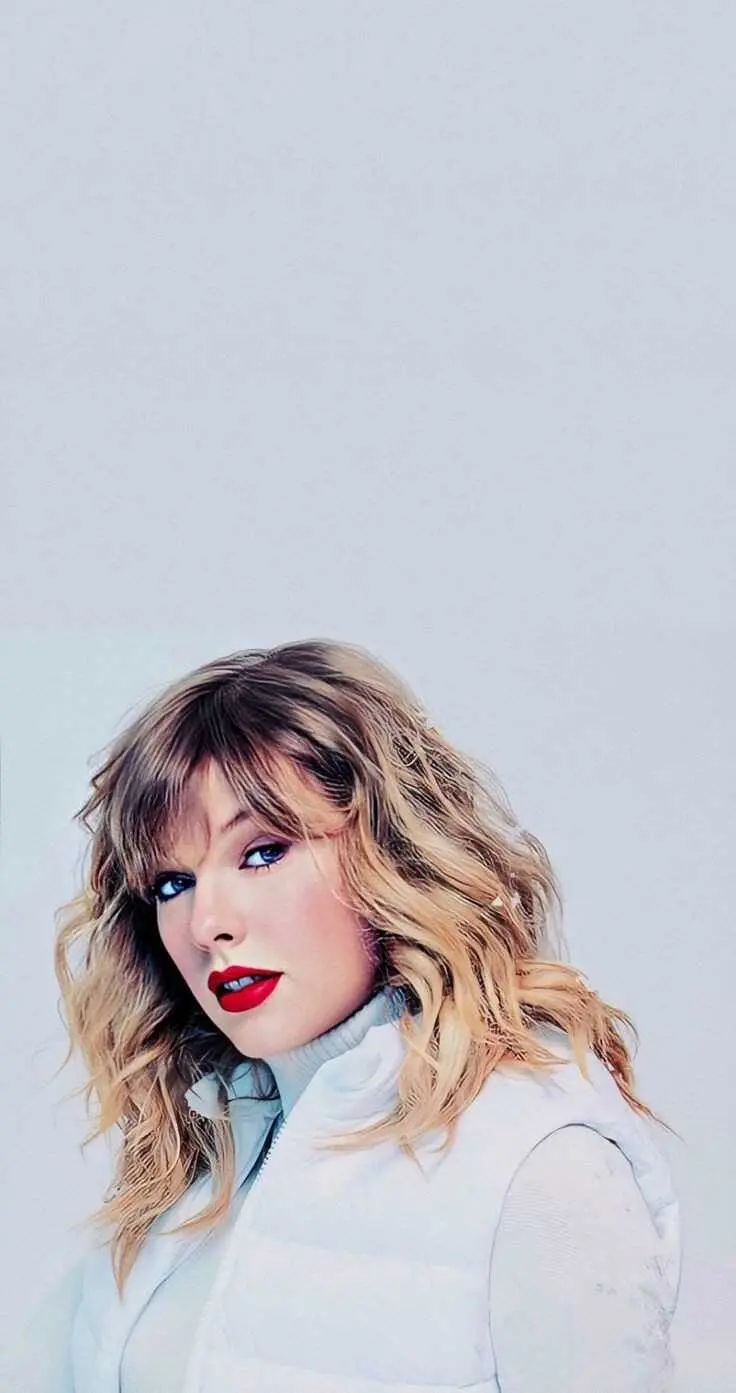 Taylor Swift, attractive American singer with a beautiful white body
