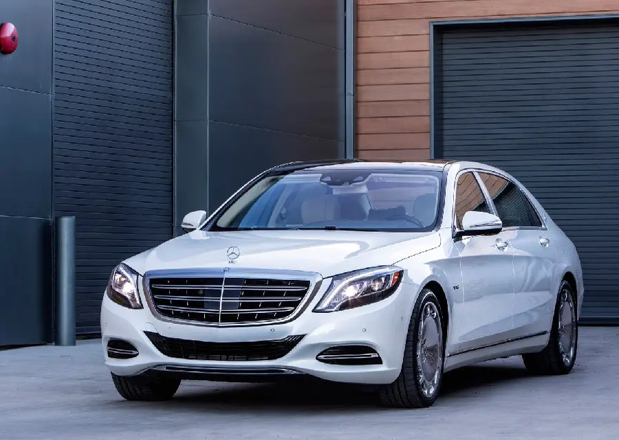 Mercedes Benz Maybach S500 Photo