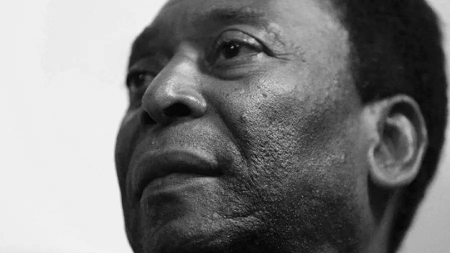Photo of Pele from a close-up