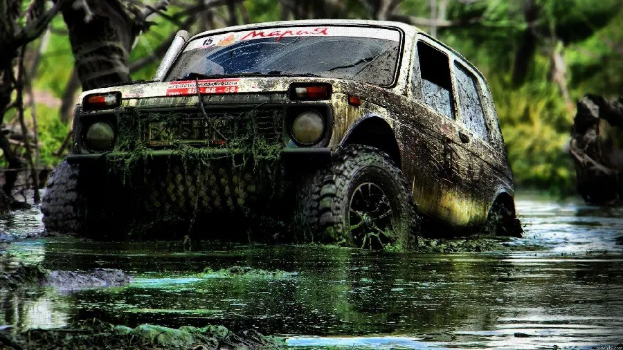 Off-road racing photos