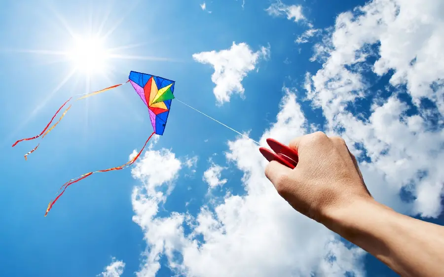 Best kite flying wallpaper for windows 11 background