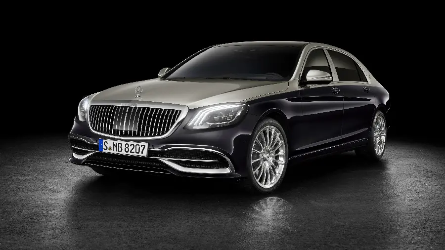 Luxury Back PhotoMercedes-Benz Maybach