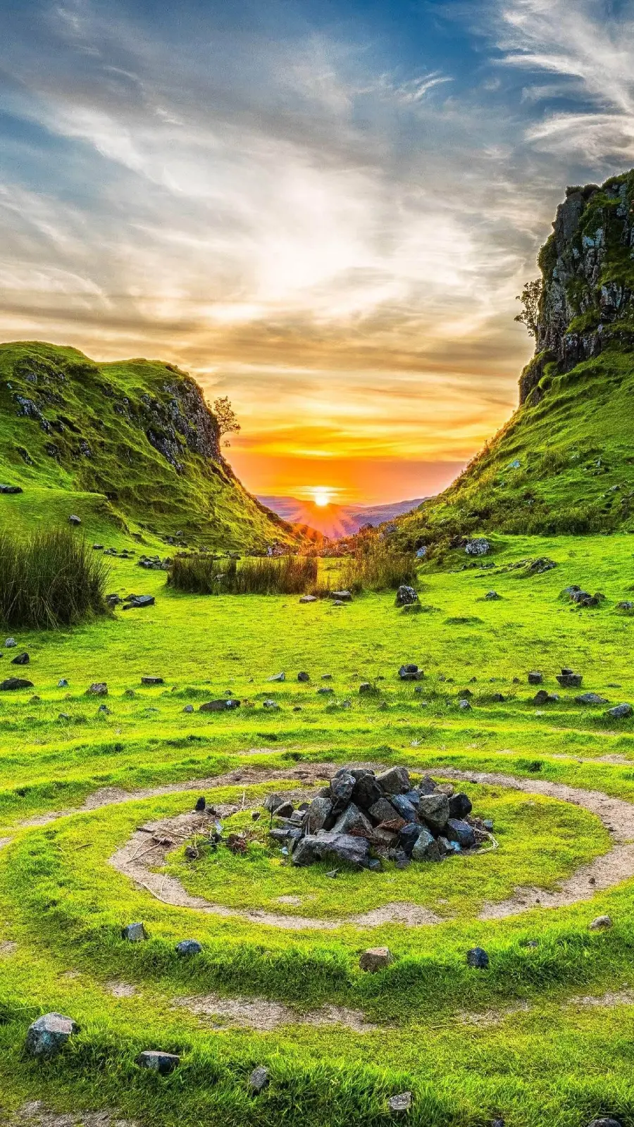 Download Sun In Nature Photo For IPhone 15 Background