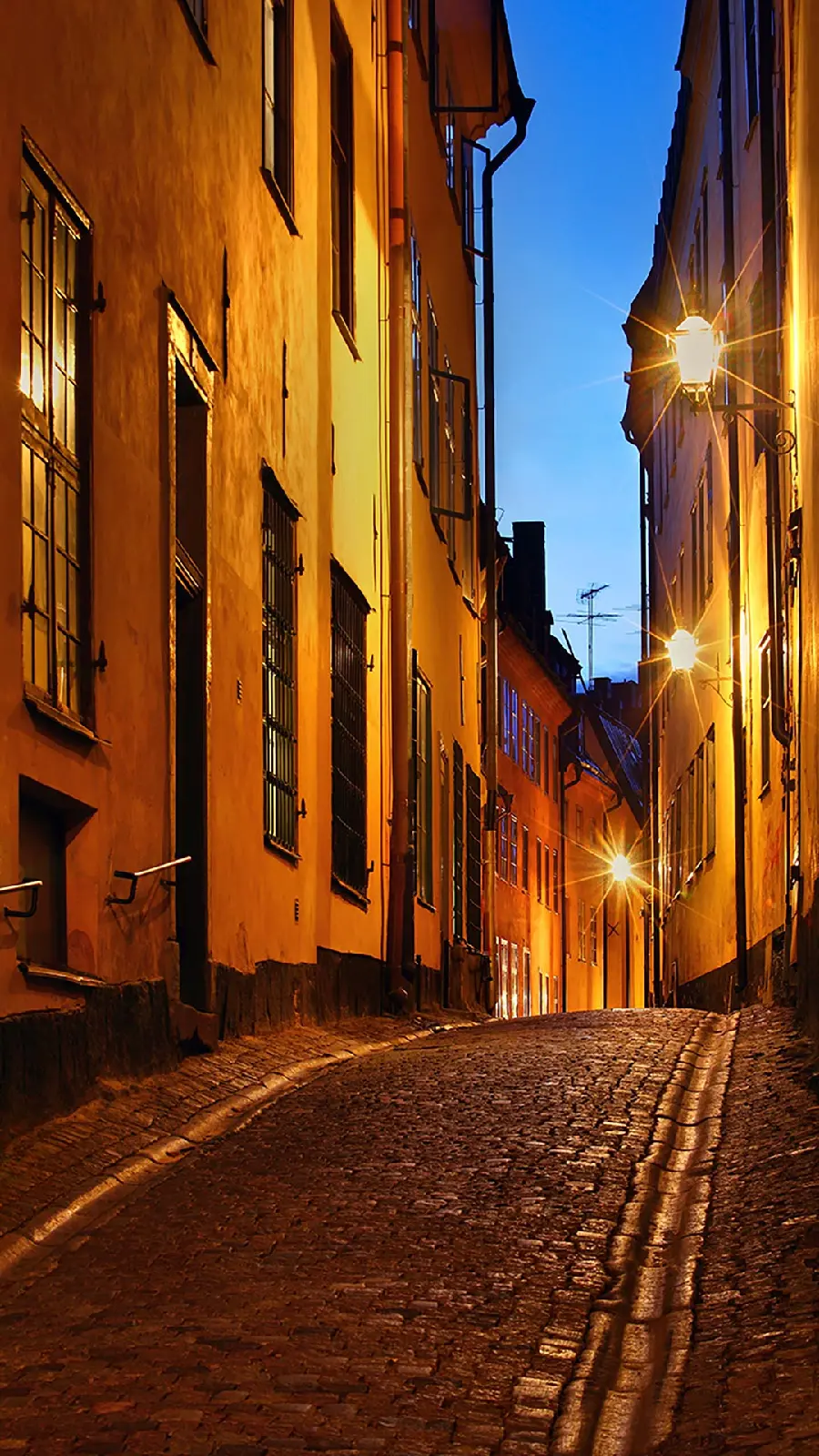 Wallpaper Beautiful alley architecture quality phone