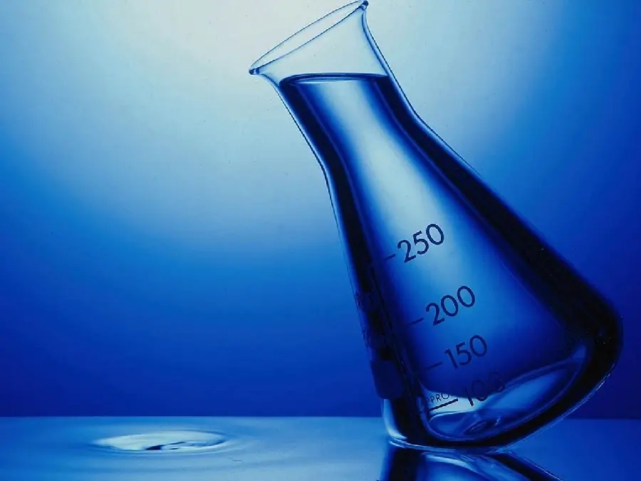 Spectacular HD image of liquid inside an Erlenmeyer flask Chemistry Laboratory