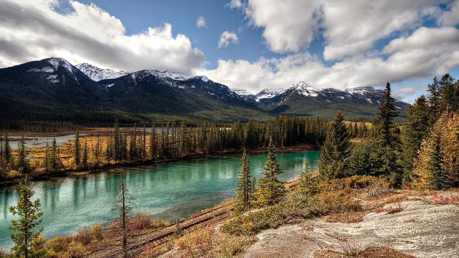 Download beautiful and spectacular photo of Canadian nature