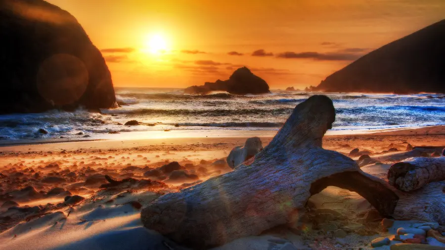 Magical Full HD view of sunset along the sea