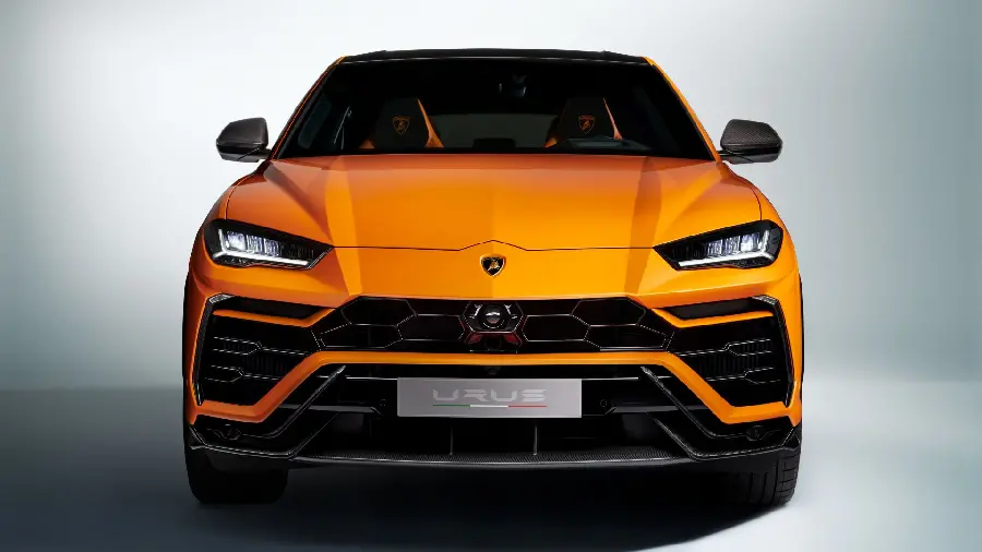 Lamborghini SUV Front PhotoHD quality