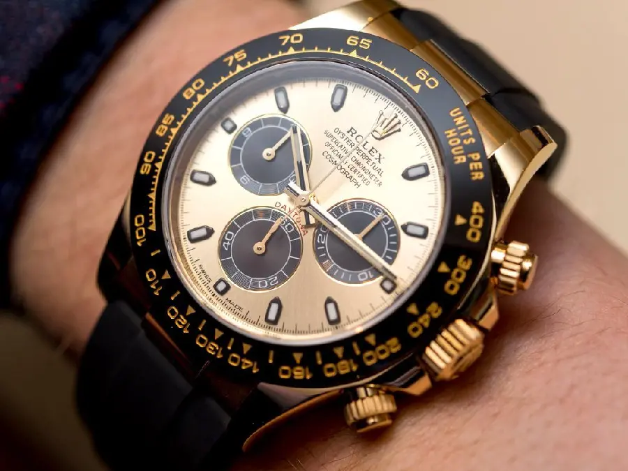A photo of the best-selling Rolex men's watch in the world in JPG format