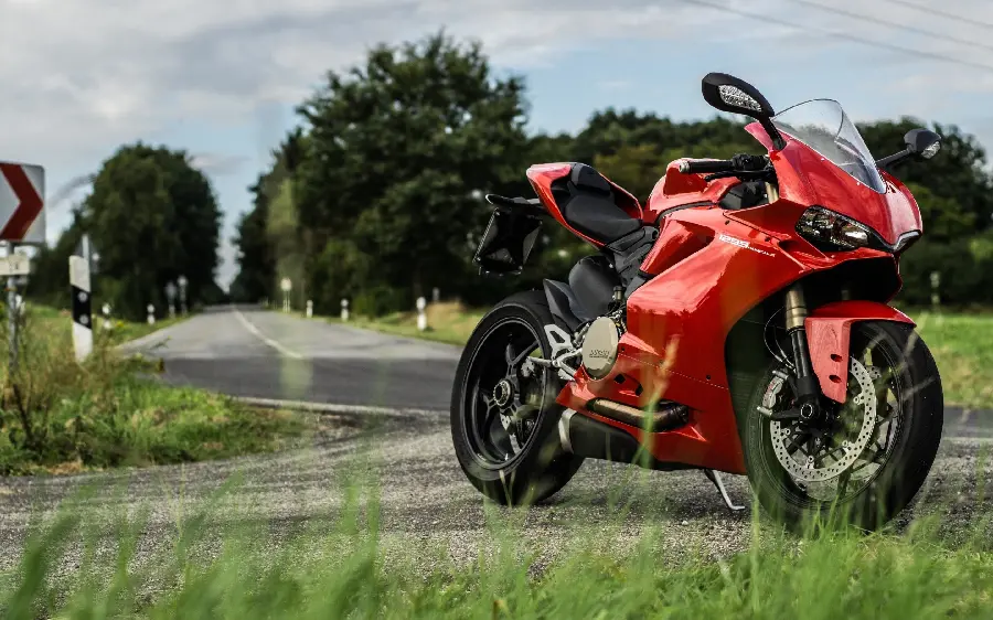 European Red Sports Motorcycle Wallpaper