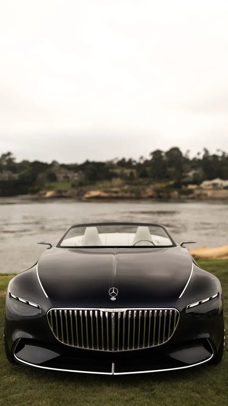 Photo of the front of the Mercedes-Benz Maybach car