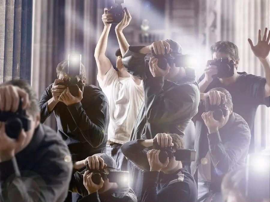 Spectacular image of photographers taking pictures from the opposite angle
