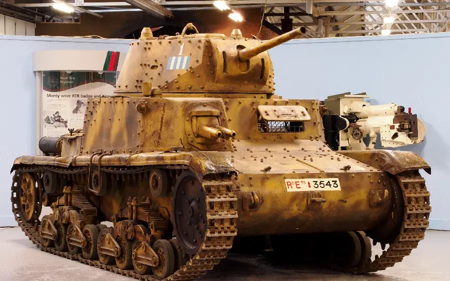 Free Download Wallpaper of a Battle Tank with a Masterpiece Khaki Color