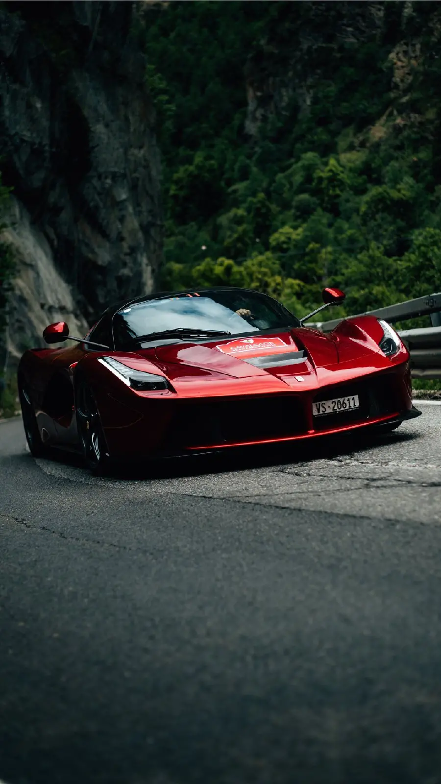 Free download FULL HD Ferrari photo suitable for phone