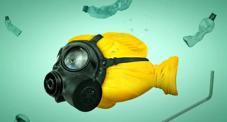 Fantasy profile photo of sea pollution using a mask on the mouth of a fish