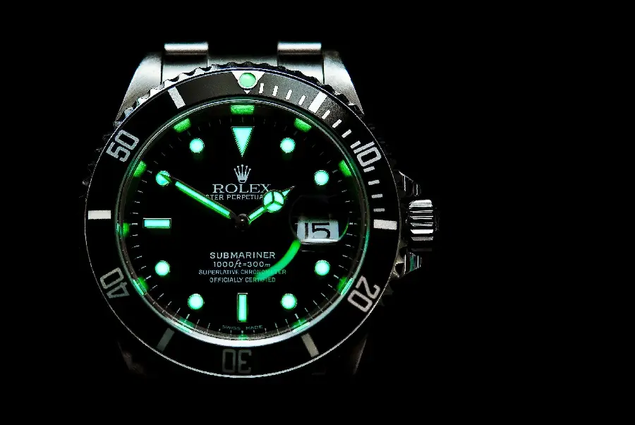 The most stylish shimmering Rolex diving watch in a high-quality view