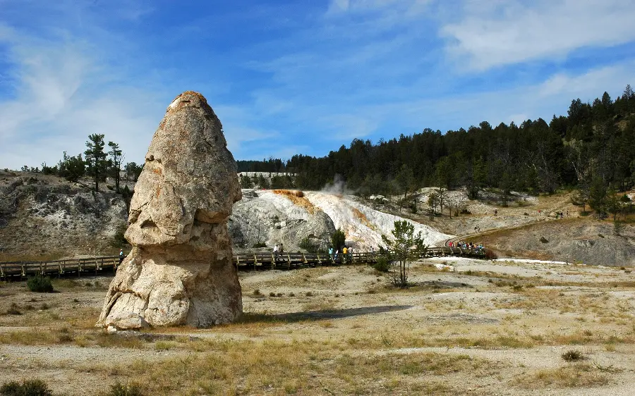 Image of an old stone statue in nature full hd wallpaper title 
