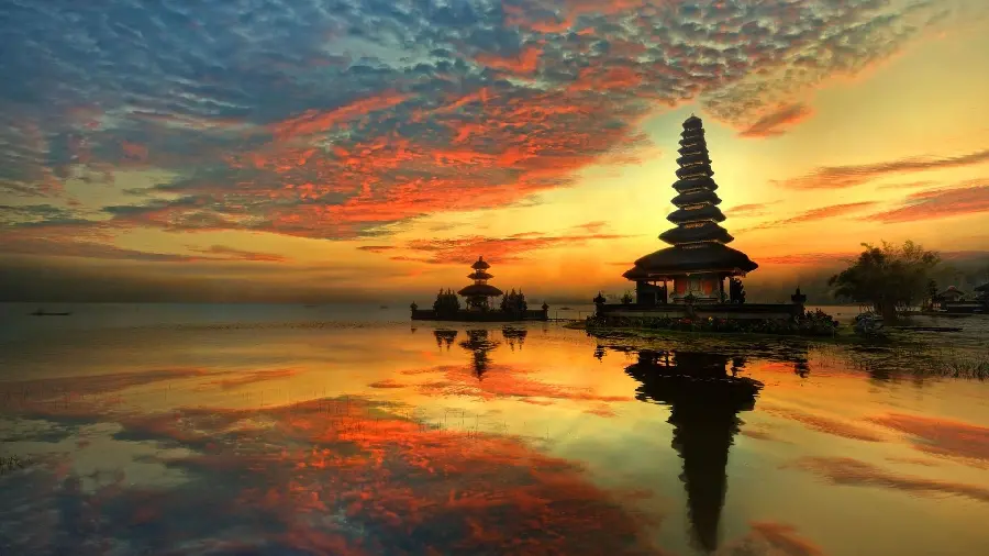 A picture of the infinite beauty of the sky in Bali with high quality