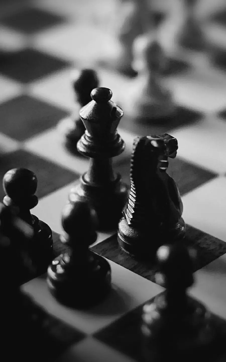 Special chess pieces wallpaper for iPhone 1402