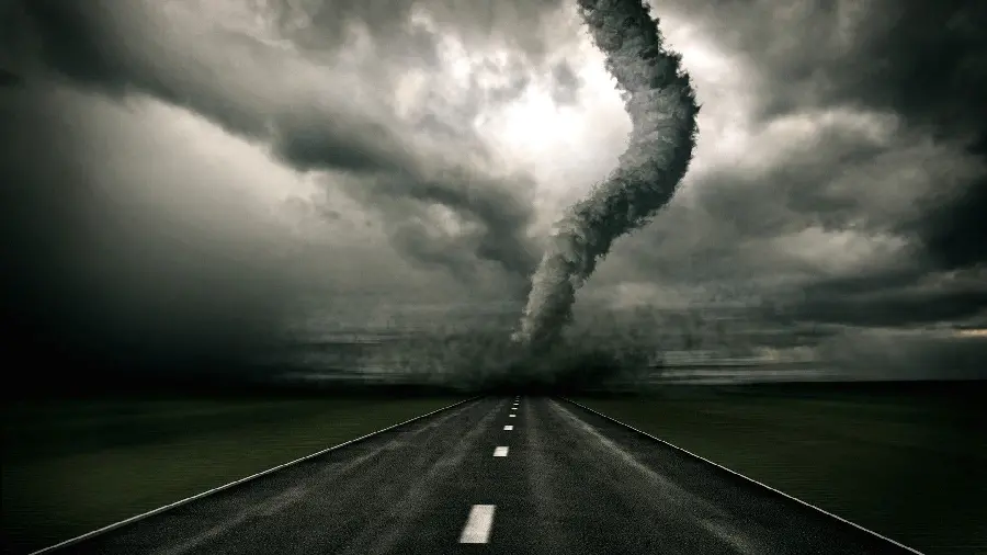 Download the terrifying tornado background for your computer