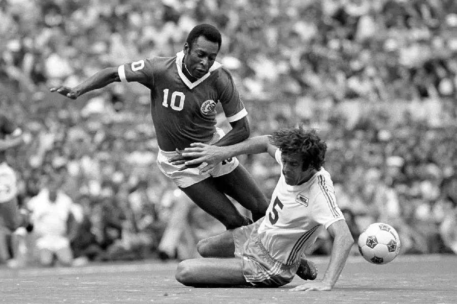 Photo of Pele's football career, the best player in football history
