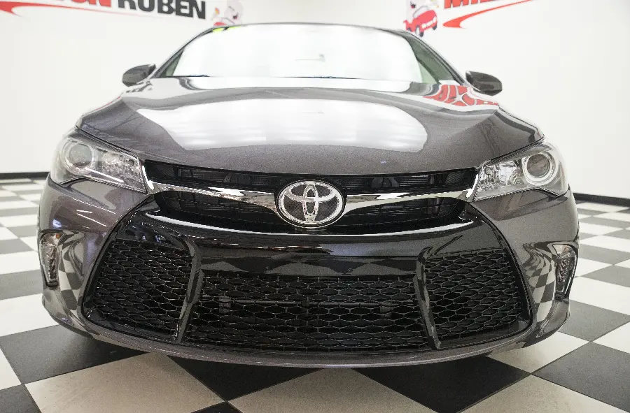 Toyota Camry Front View Photo
