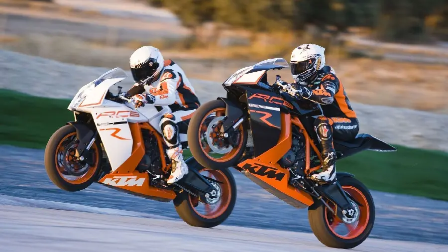 Motion Photo Professional Motorcyclist Show 