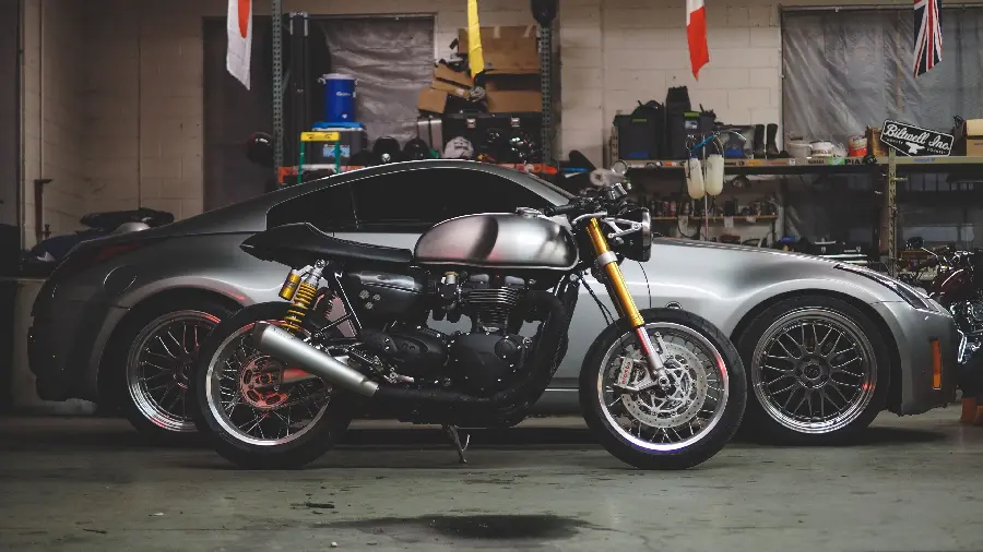 Samurai car and motorcycle wallpaper