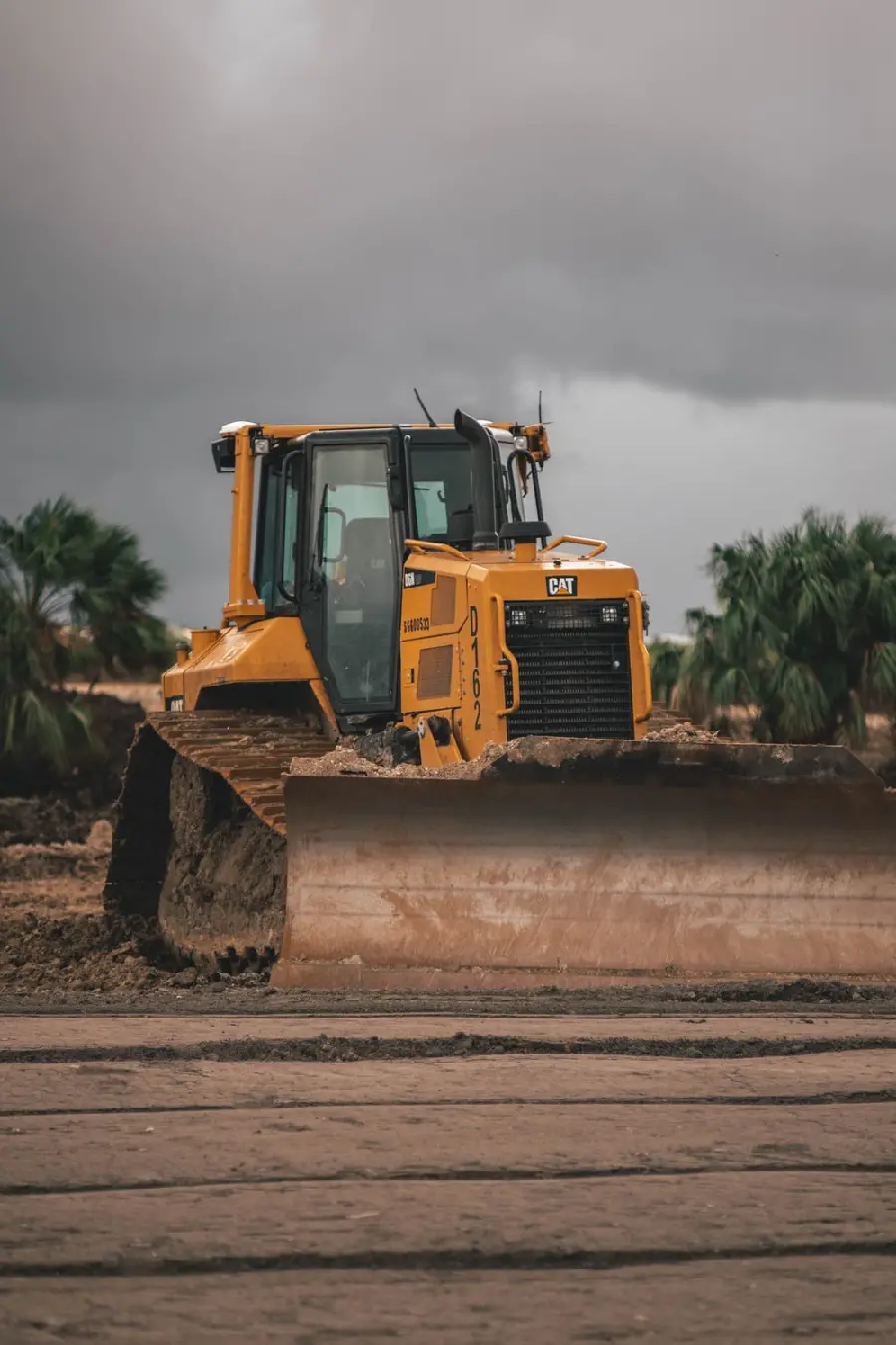 CAT Bulldozer Photo
