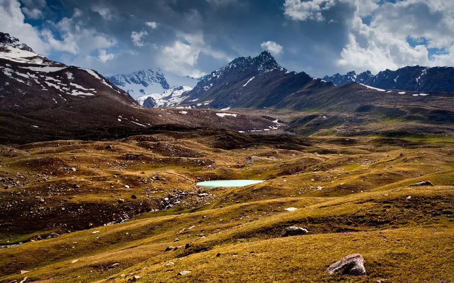 The most visible image of nature And the scenery for printing a relaxing painting 