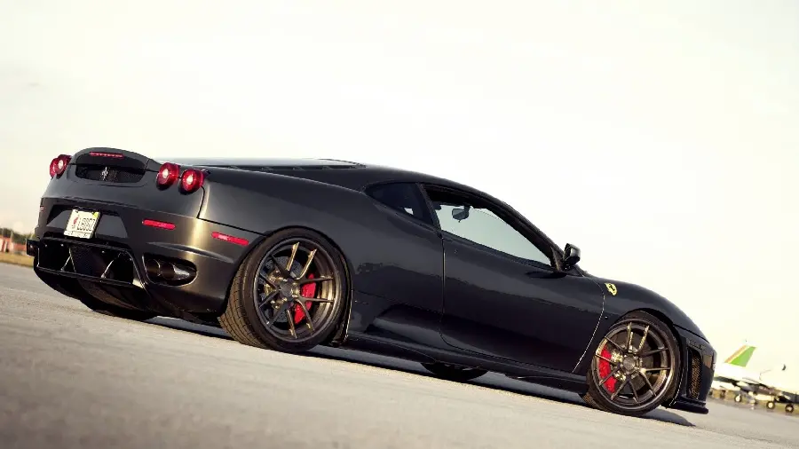 Italian Car Photo Ferrari F430