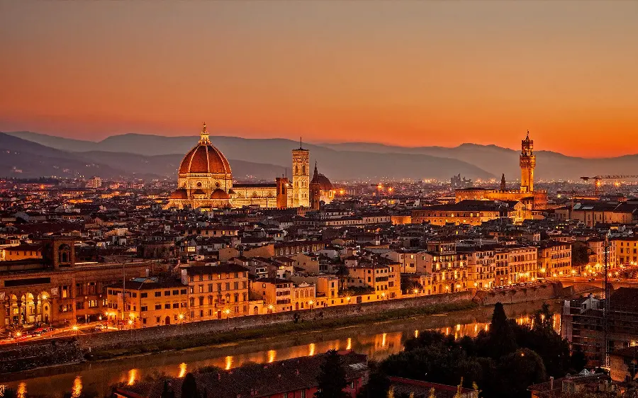 Spectacular sunset wallpaper in Italy for Windows 