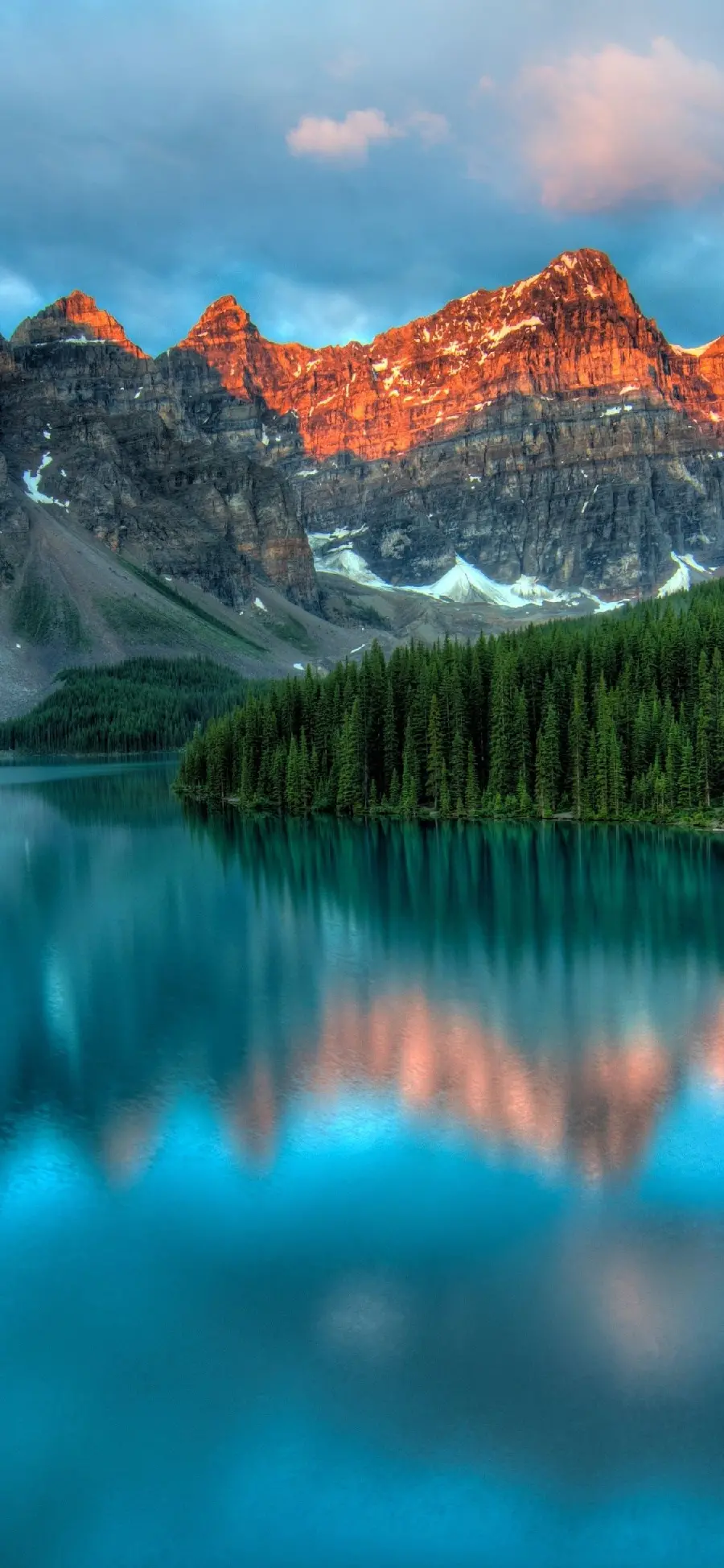 Scenic and beautiful photo of Canadian nature