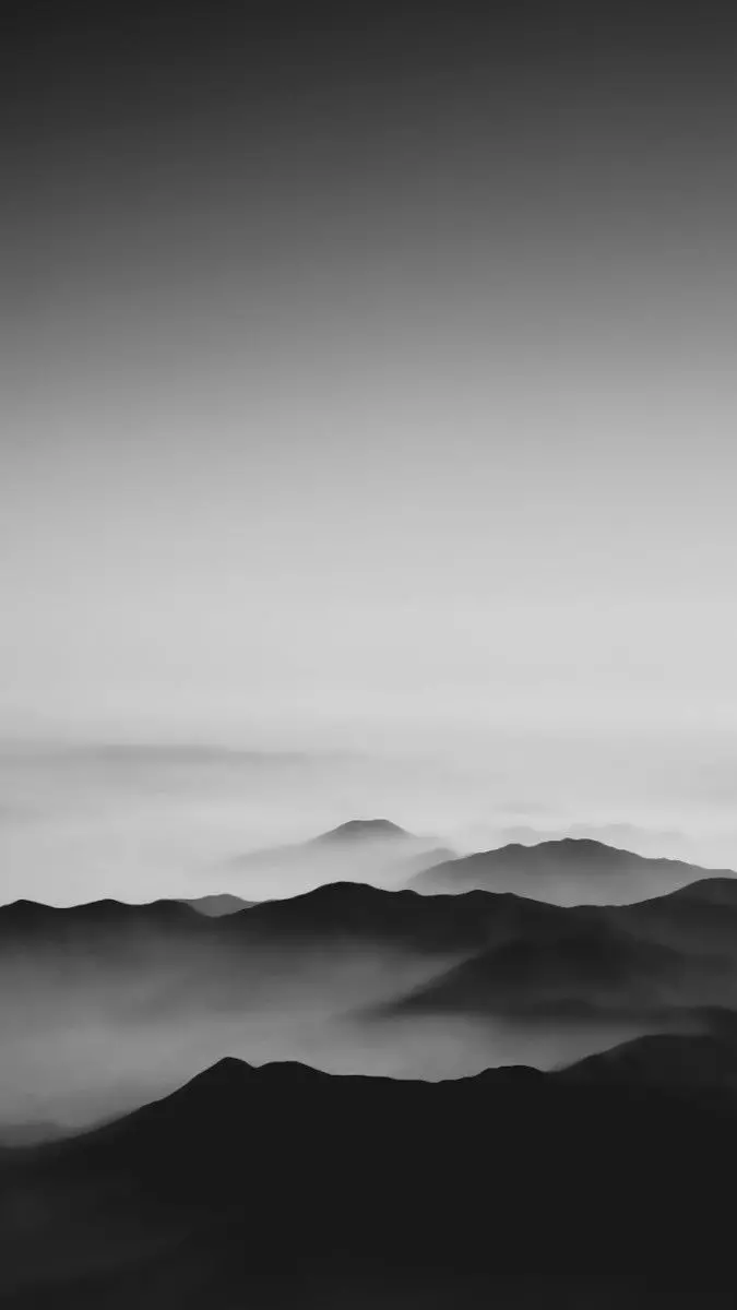 The most special black and white wallpaper of the phone from the heights of the clouds