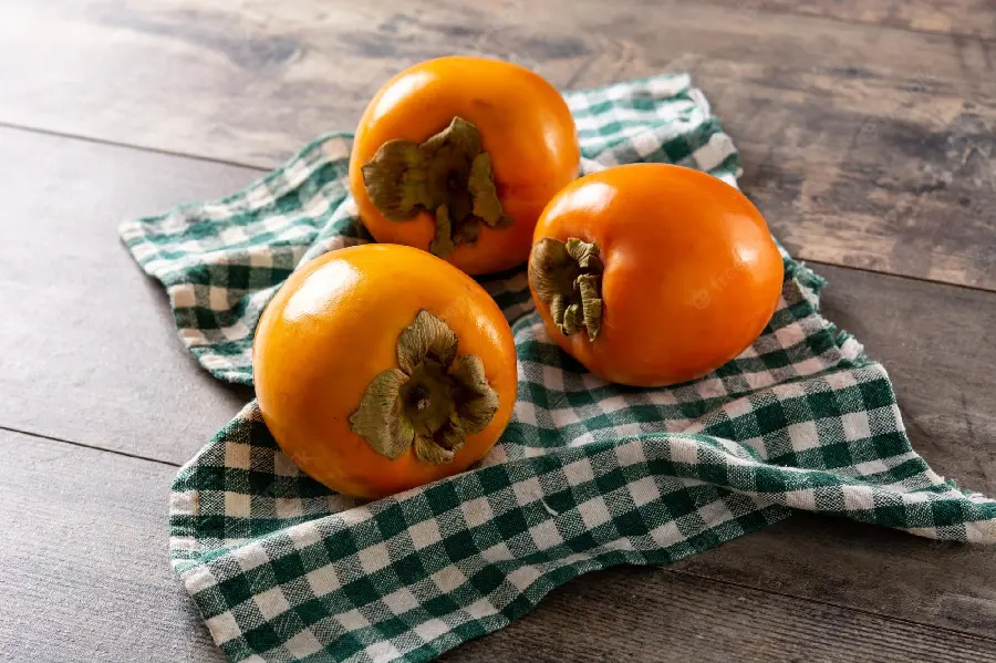Get Profile Image of Orange Persimmons on Four-House Cloth
