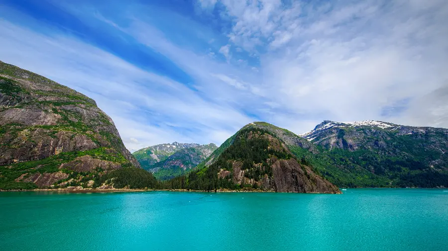 The most beautiful nature image of the sea and the blue sky with the highest quality 