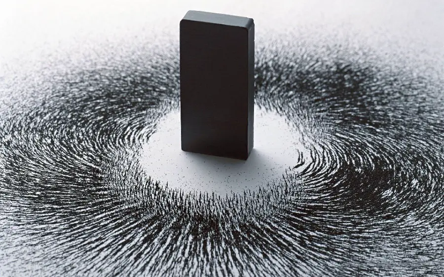 New image of the magnetic field suitable for a student project 