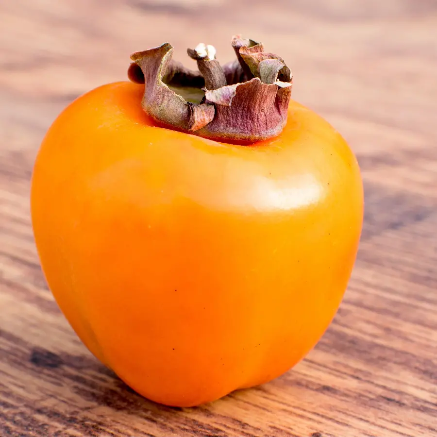 Profile photo of a beautiful and delicious persimmon with a firm and shiny skin