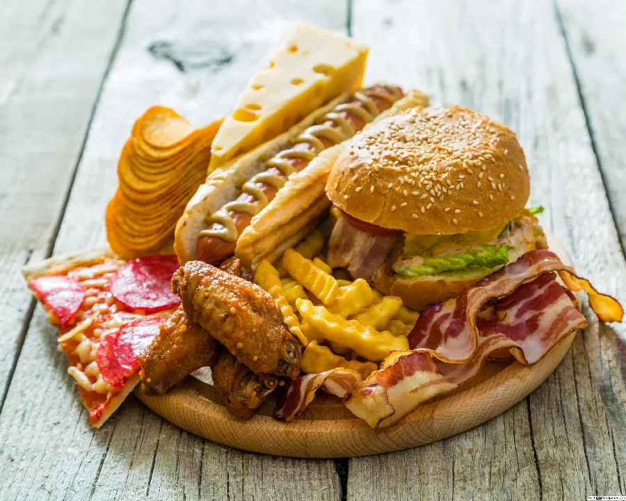 The most delicious hamburger photo suitable for completely free fast food advertising