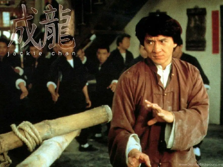 Wallpaper of a sequence from Jackie Chan's youth movies, the movie Drunk Master 