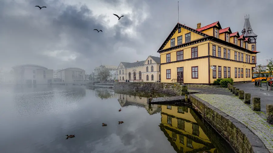 A fantastic and amazing photo of a dreamy and special house