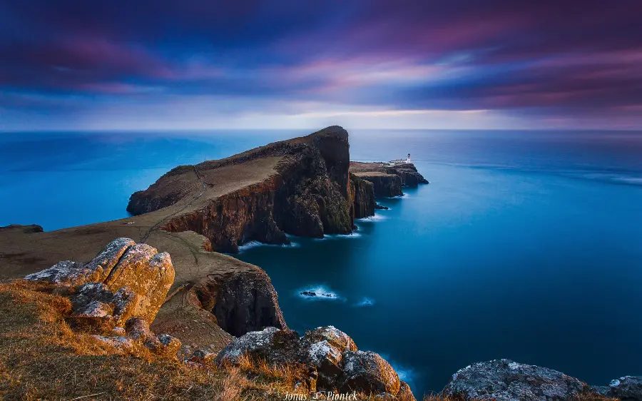 Very beautiful wallpaper of small mountains in the sea with excellent quality 