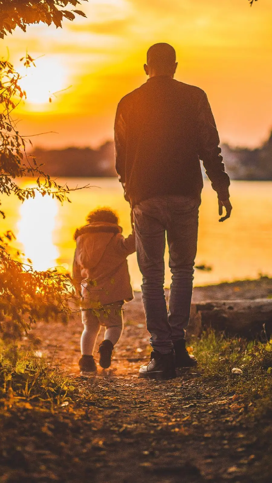 Father and Daughter Photo Without Text for Girls' and Fathers' Profiles