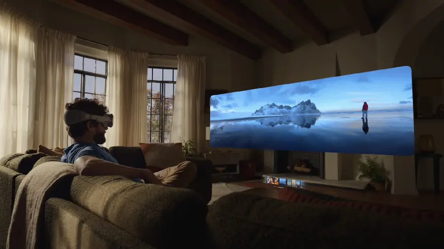 Watching real and high-quality images with Apple's mixed reality headset