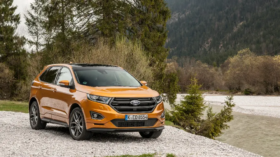 Amazing and beautiful wallpaper of an orange car suitable for wallpaper 