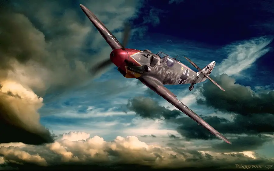 Interesting photo of famous warplane in the past