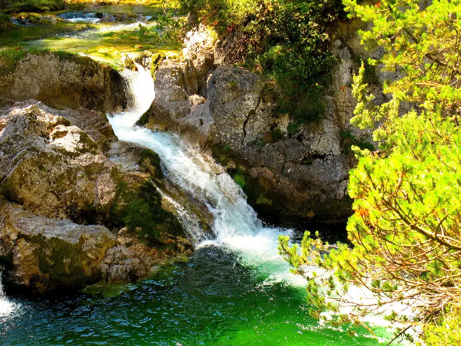 Beautiful image of a river for your profile and laptop background 