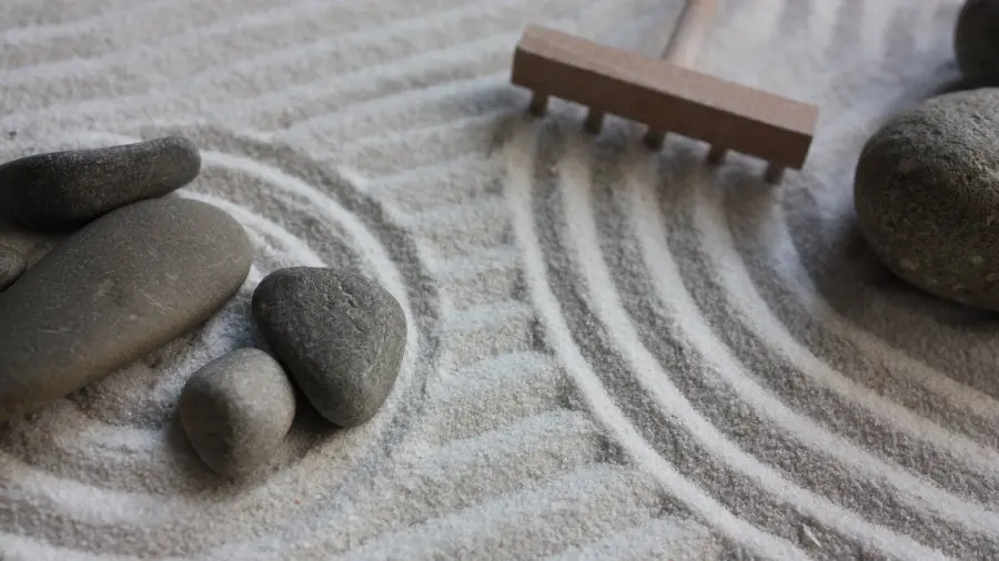 The most stylish tablet wallpaper with a Zen rock garden design consisting of rocks and sand